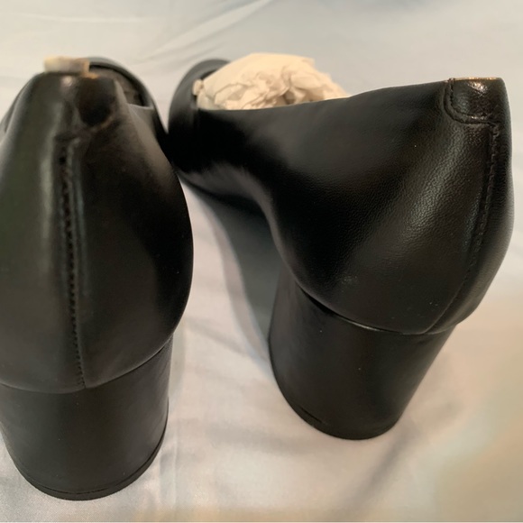 NIB - Easy Spirit Evolve - black Robin pumps - new never worn - size 8.5 - Picture 4 of 11